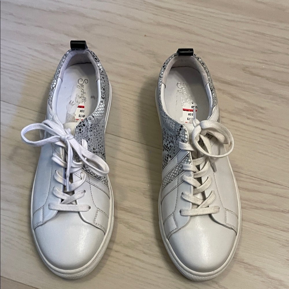 Seychelles White and Gray Women's Sneakers